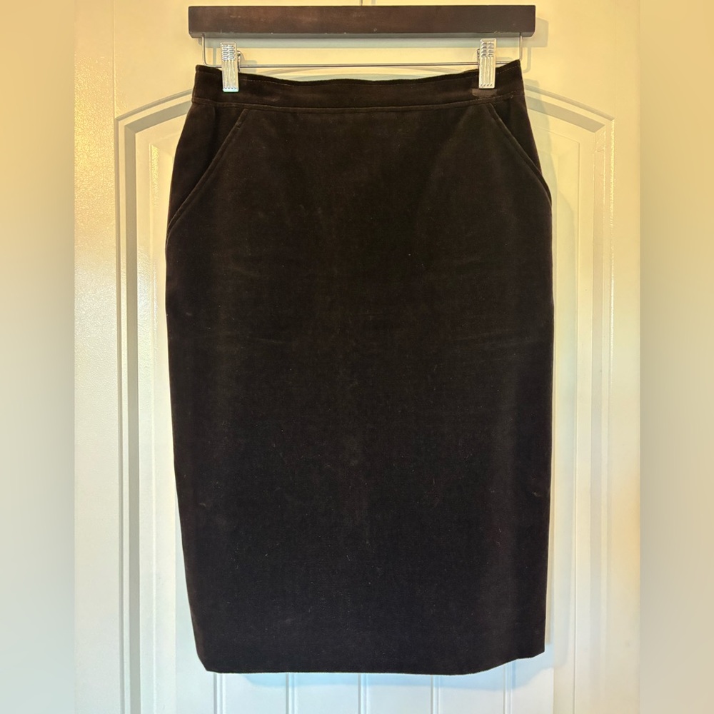 MaxMara Classic Brown Velvet Pencil Skirt w/ Pockets Size EU 40/ US 10